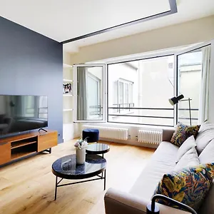https://cmg-amazing-apartment-arc-de-triomphe-champs-elyse-d.fr-paris.fr